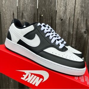 Nike women court vision black white size 8